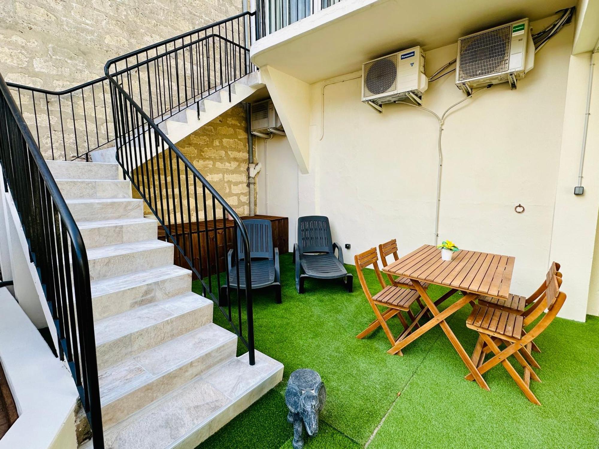 Les Appartements Du Mas - Rose Marie Aigues-Mortes Esterno foto