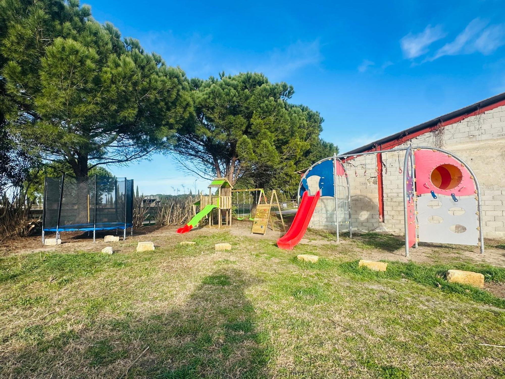 Les Appartements Du Mas - Rose Marie Aigues-Mortes Esterno foto